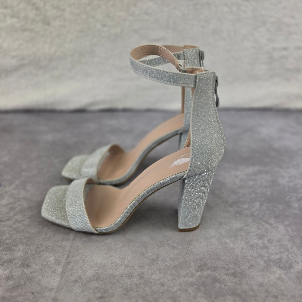 Top Moda Womens Silver Glitter Block Heel Square Toe Ankle Strap Sandals Size 8